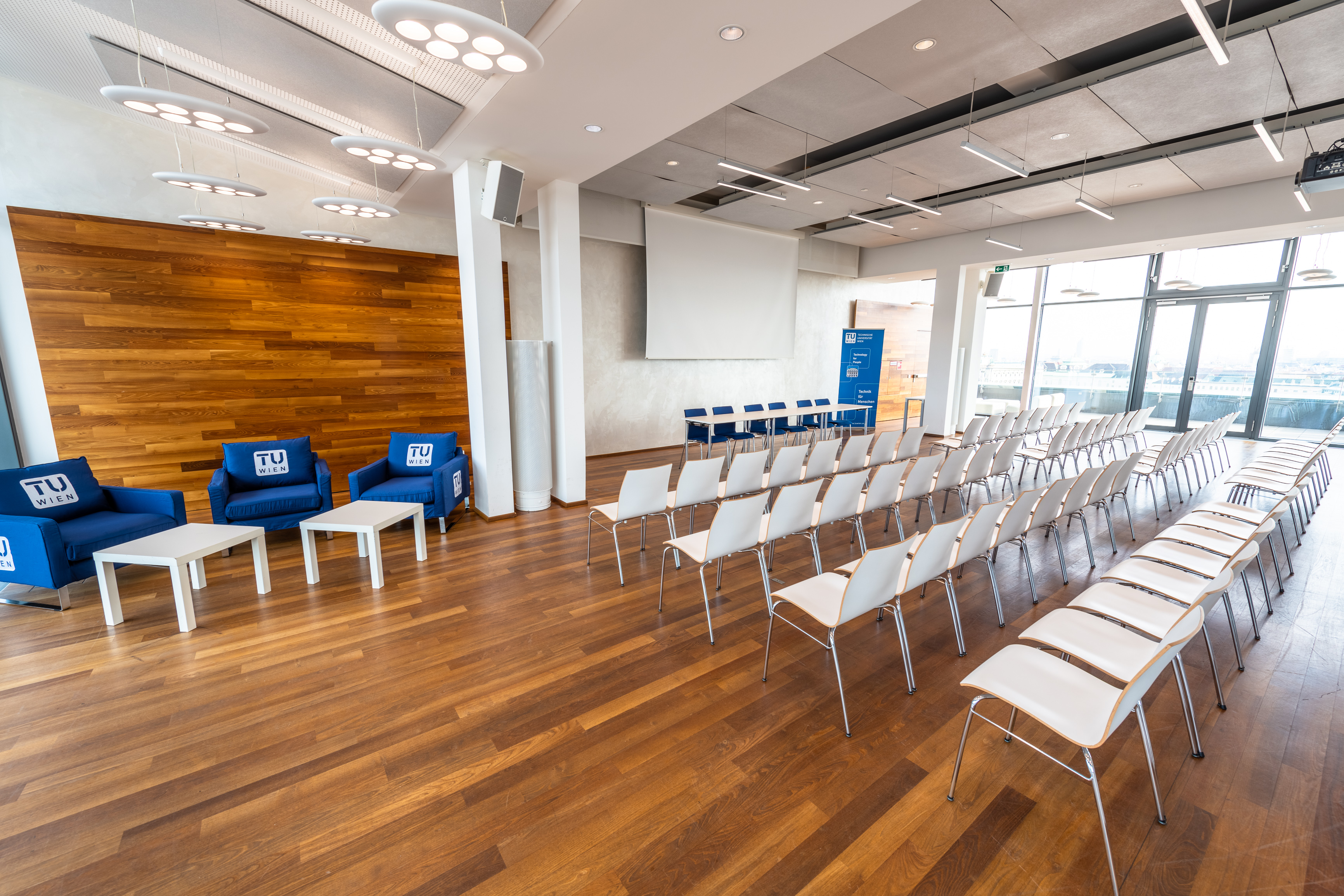 TUtheSky venue, rooftop room